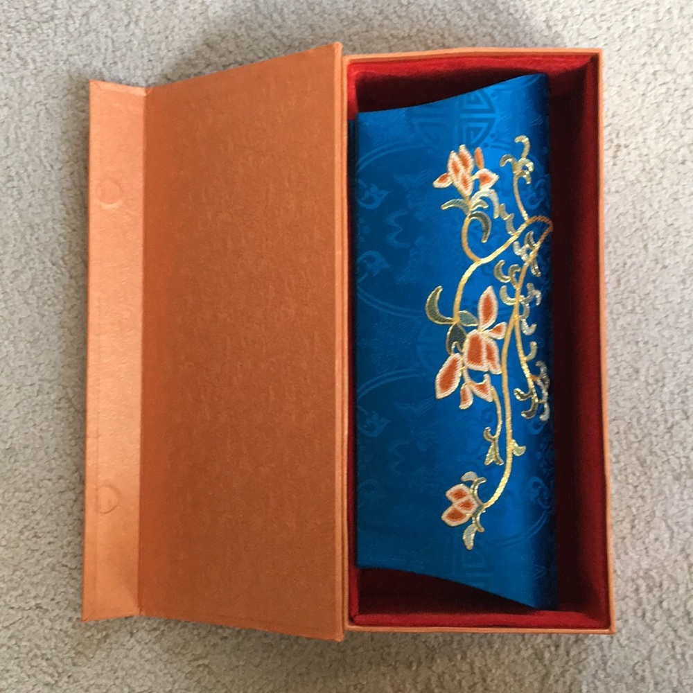 Embroidered Silk Clutch - Picture 2 of 7